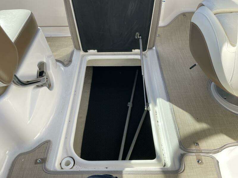 21ft Chaparral Yacht For Sale