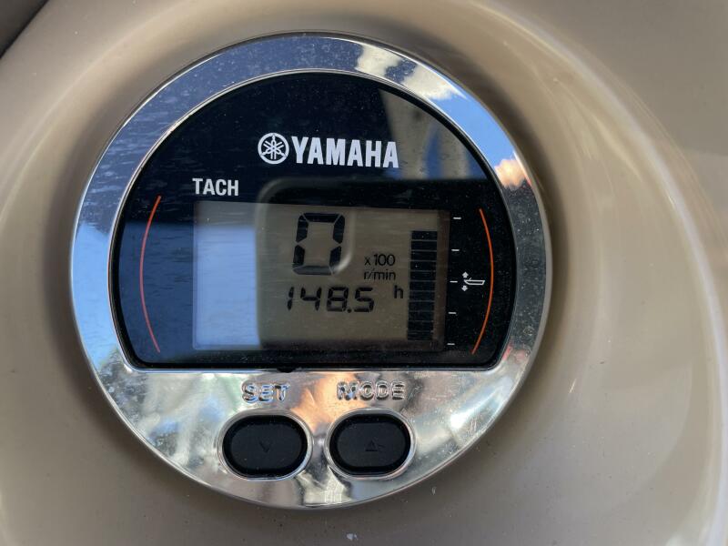 21' 2016 Chaparral 210 Suncoast