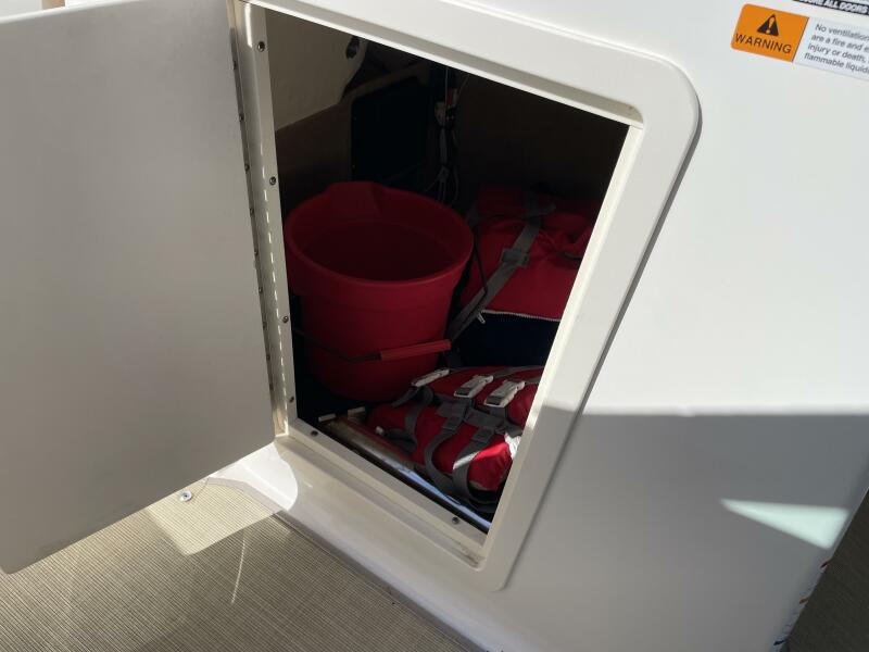 21' 2016 Chaparral 210 Suncoast