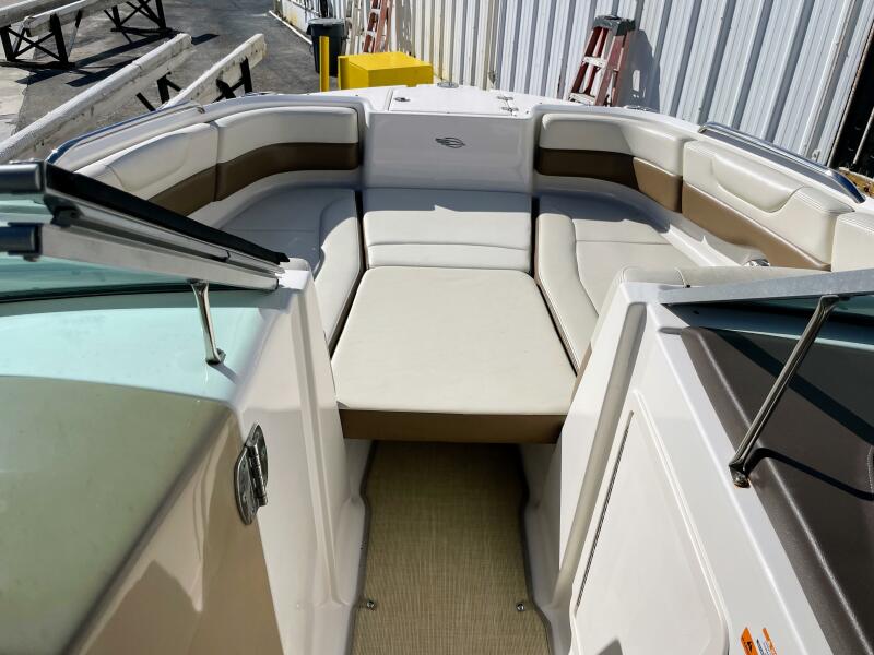 21' 2016 Chaparral 210 Suncoast