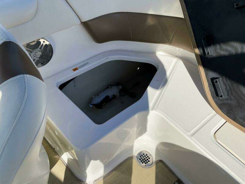 21ft Chaparral Yacht For Sale