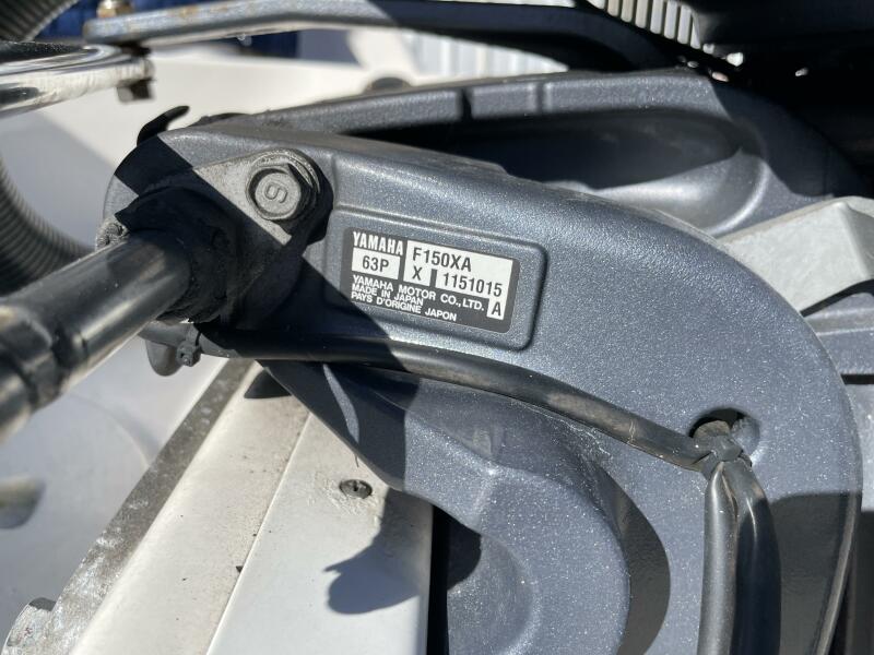 21' 2016 Chaparral 210 Suncoast