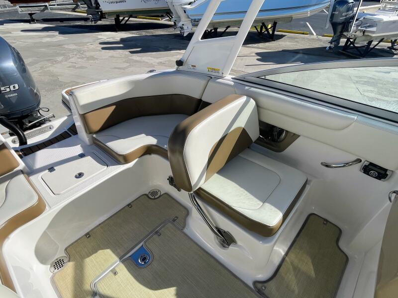 21' 2016 Chaparral 210 Suncoast