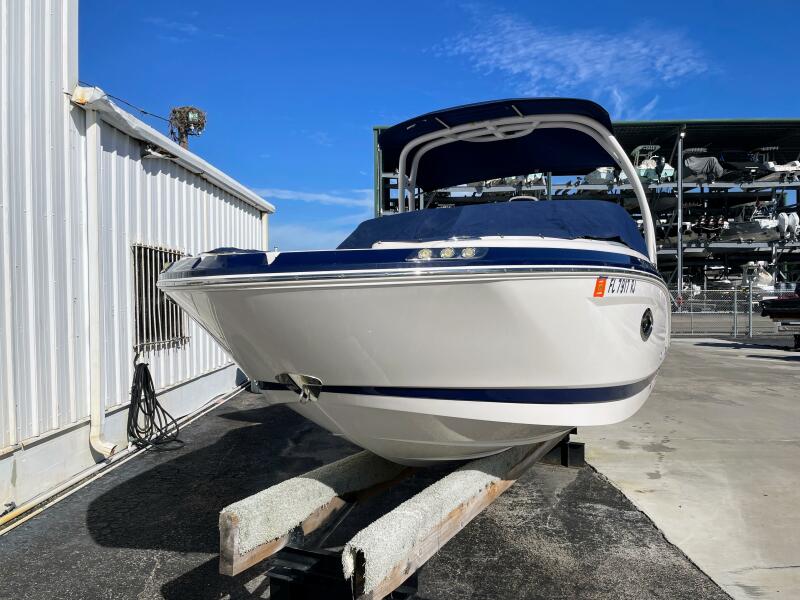 21' 2016 Chaparral 210 Suncoast