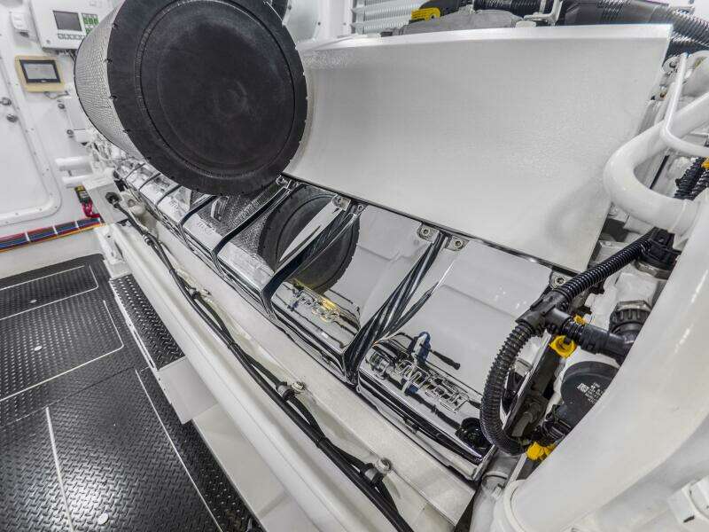 MARLIN MAGIC 92ft Viking Yacht For Sale