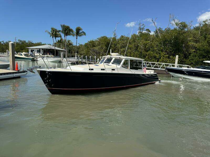 Jewel 43ft MJM Yacht For Sale