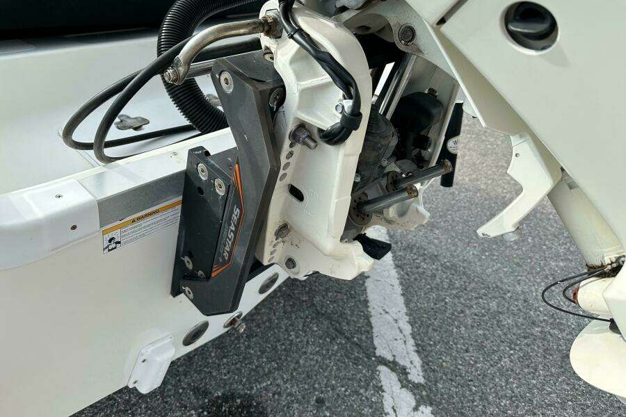 21ft NauticStar Yacht For Sale