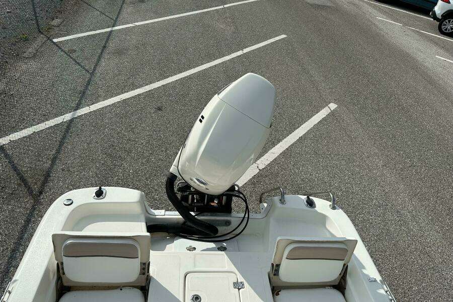 21ft NauticStar Yacht For Sale