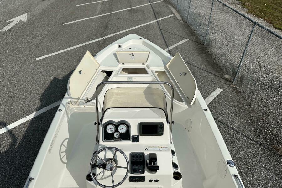 21' 2015 NauticStar 2110 Sport