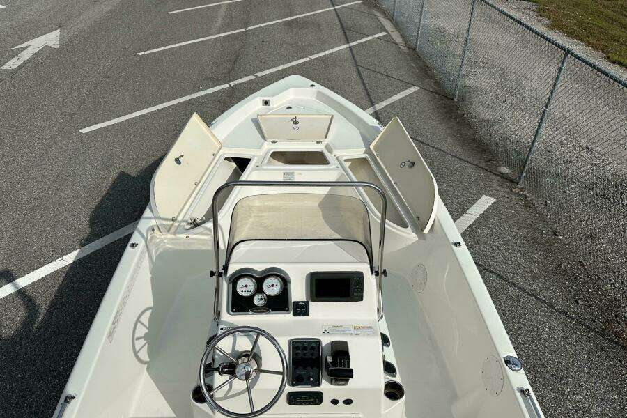 21ft NauticStar Yacht For Sale