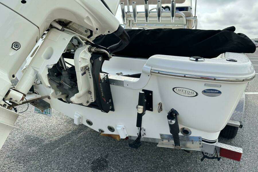 21ft NauticStar Yacht For Sale