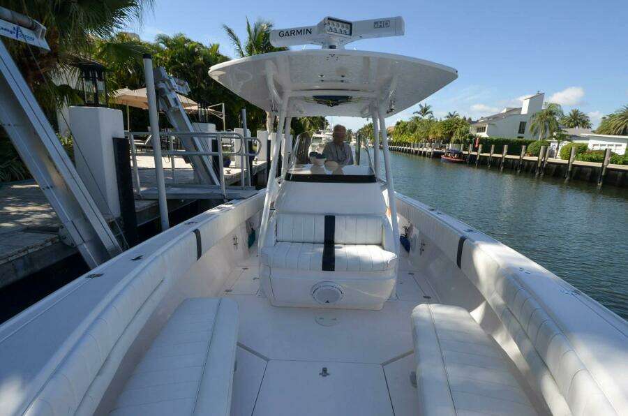 Quid Pro Quo 30ft Intrepid Yacht For Sale