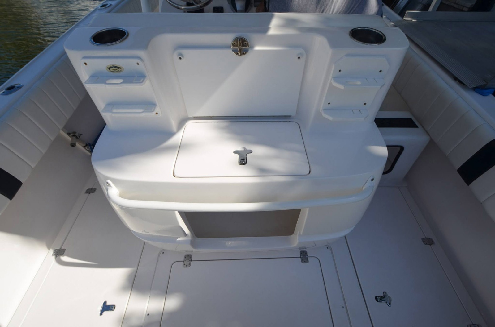 2013 Intrepid 300 Center Console