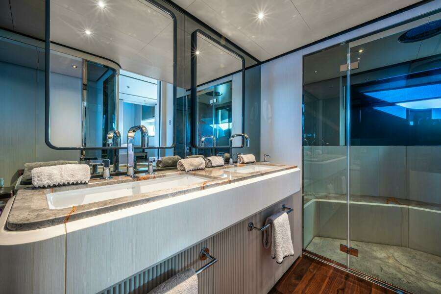 TOGETHER 95ft Ferretti Yachts Yacht For Sale