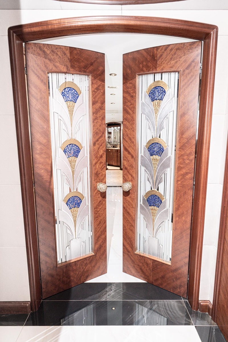 125' 2003 Cheoy Lee Tri-Deck