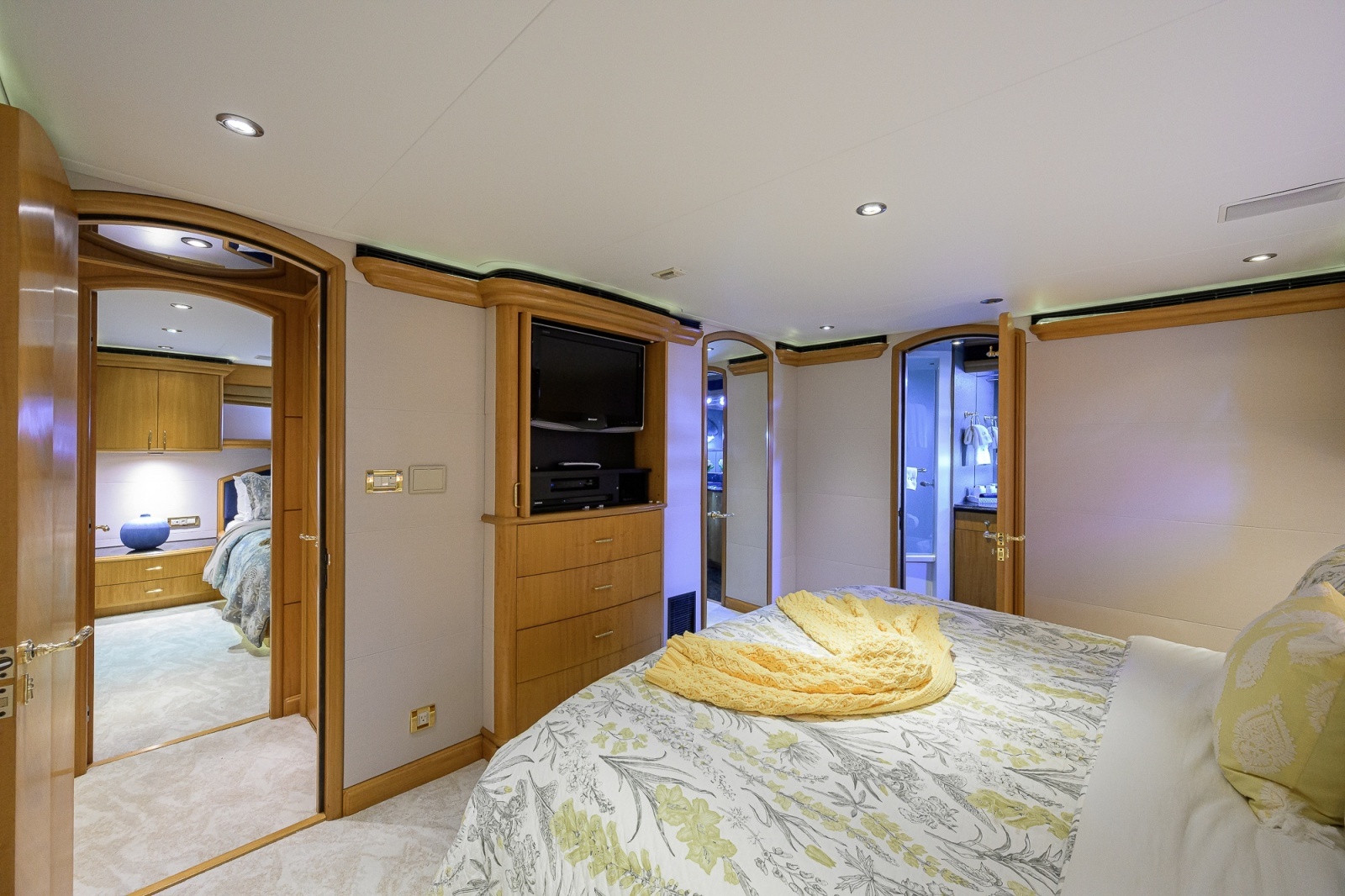 CHARLOTTE ANN 125ft Cheoy Lee Yacht For Sale