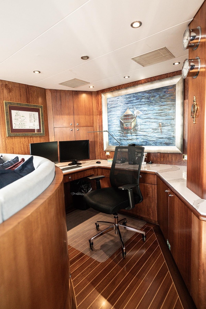 125' 2003 Cheoy Lee Tri-Deck