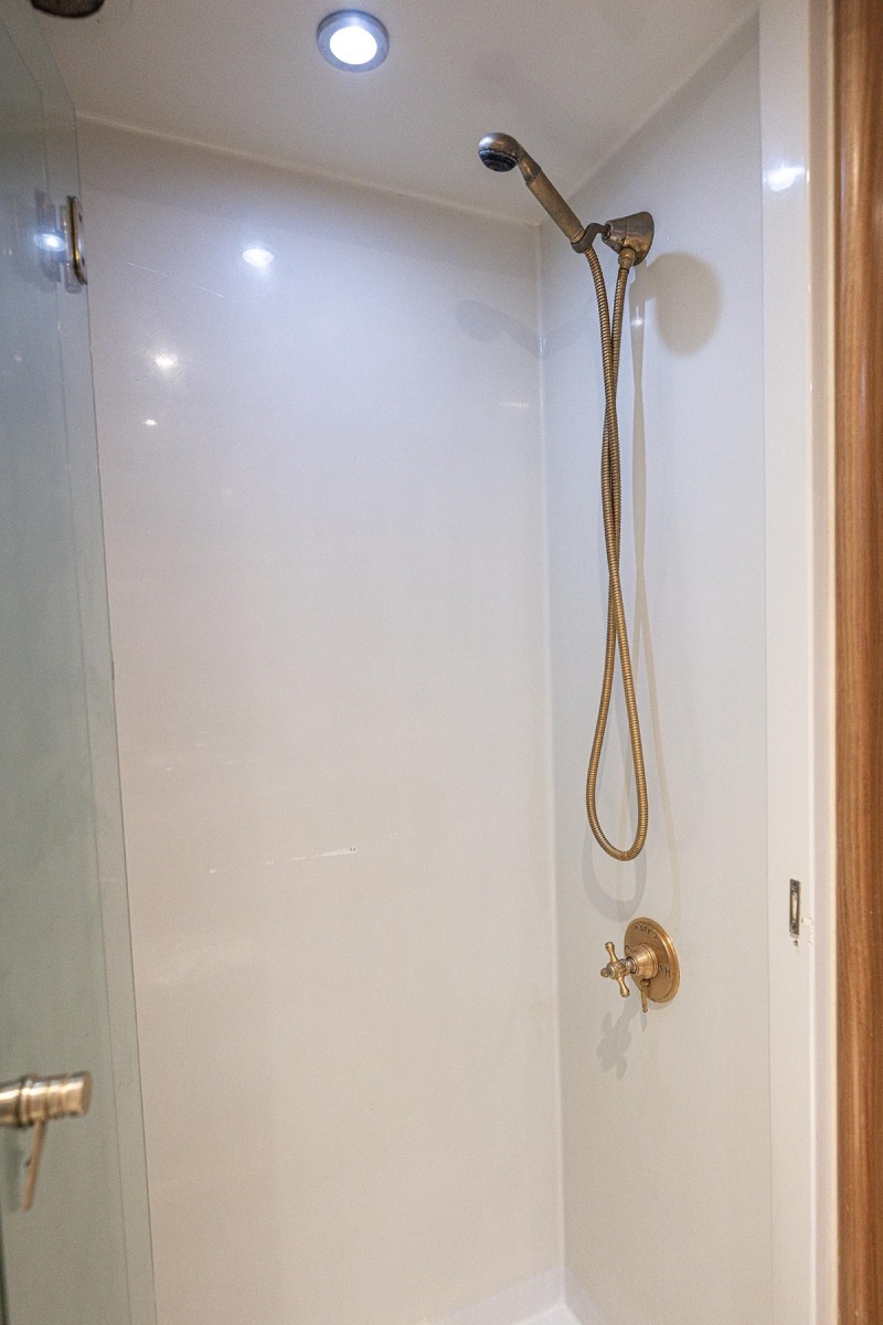 125' 2003 Cheoy Lee Tri-Deck