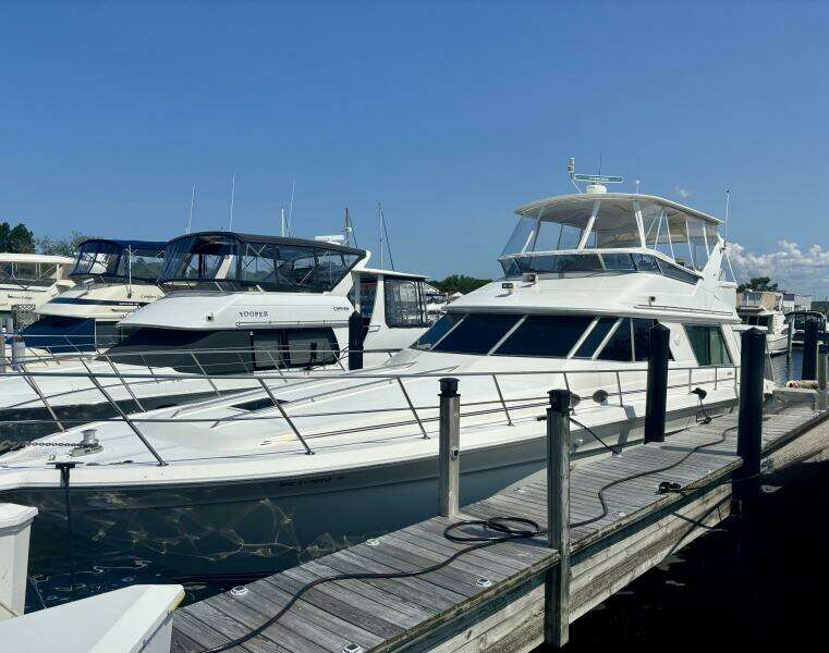 55ft Sea Ray Yacht For Sale