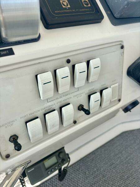 55ft Sea Ray Yacht For Sale