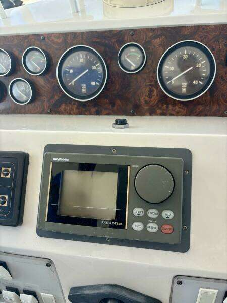 55ft Sea Ray Yacht For Sale