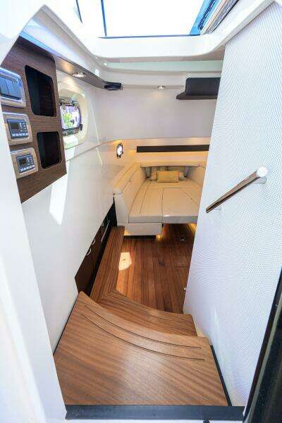 LEAP YEAR 40ft Pursuit Yacht For Sale