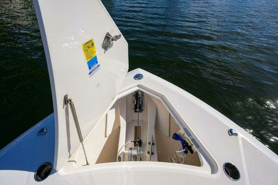 LEAP YEAR 40ft Pursuit Yacht For Sale