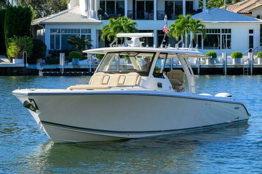 LEAP YEAR 40ft Pursuit Yacht For Sale