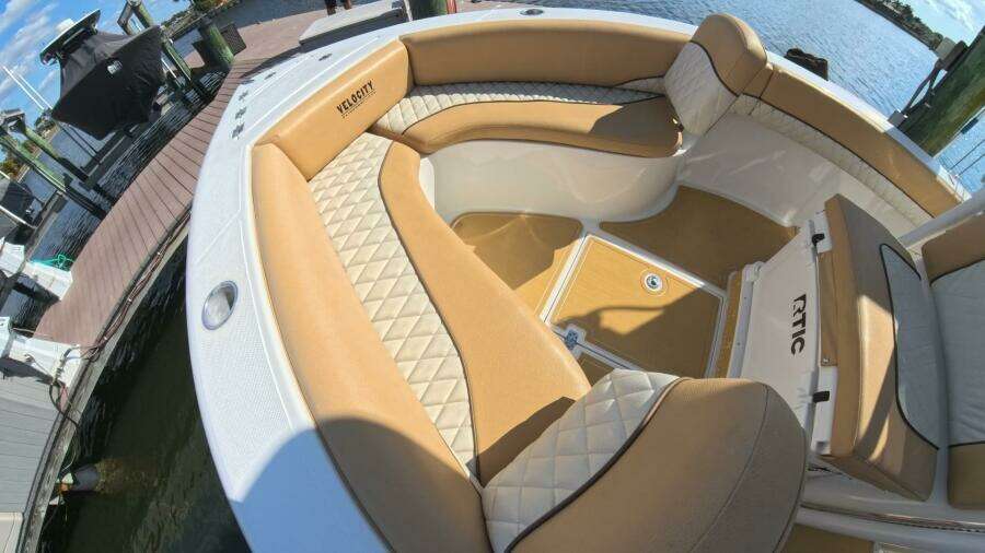 26ft Velocity Yacht For Sale