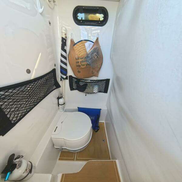 26ft Velocity Yacht For Sale