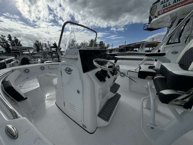 198 CC Adventure 19ft Tidewater Yacht For Sale