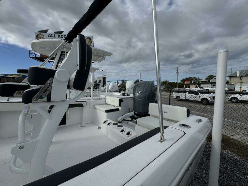 198 CC Adventure 19ft Tidewater Yacht For Sale