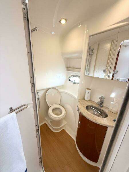 GAME CHANGER 37ft Formula Yacht For Sale