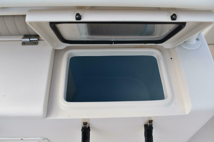 27' 2012 Grady-White Canyon 271