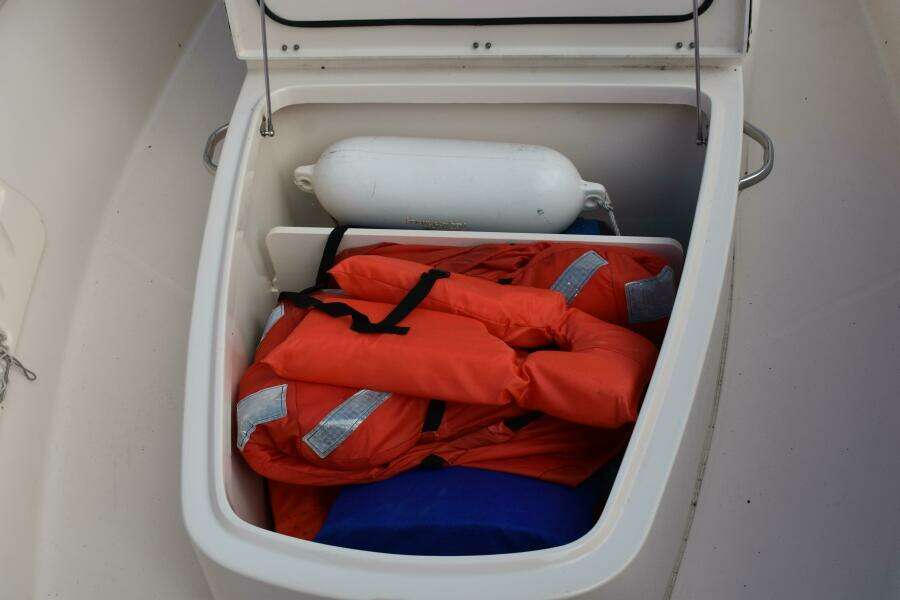 Lindsay Caroline 27ft Grady White Yacht For Sale