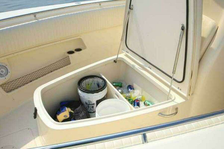 Lindsay Caroline 27ft Grady White Yacht For Sale