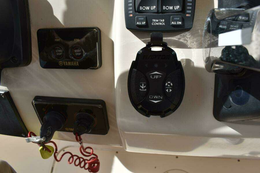 Lindsay Caroline 27ft Grady White Yacht For Sale