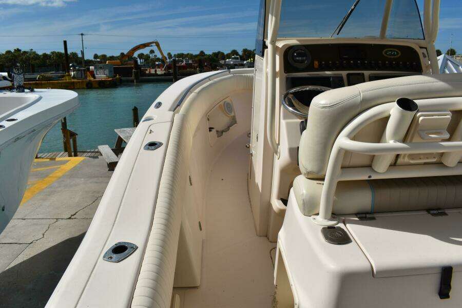 Lindsay Caroline 27ft Grady White Yacht For Sale