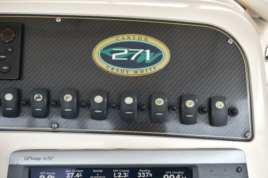 27' 2012 Grady-White Canyon 271