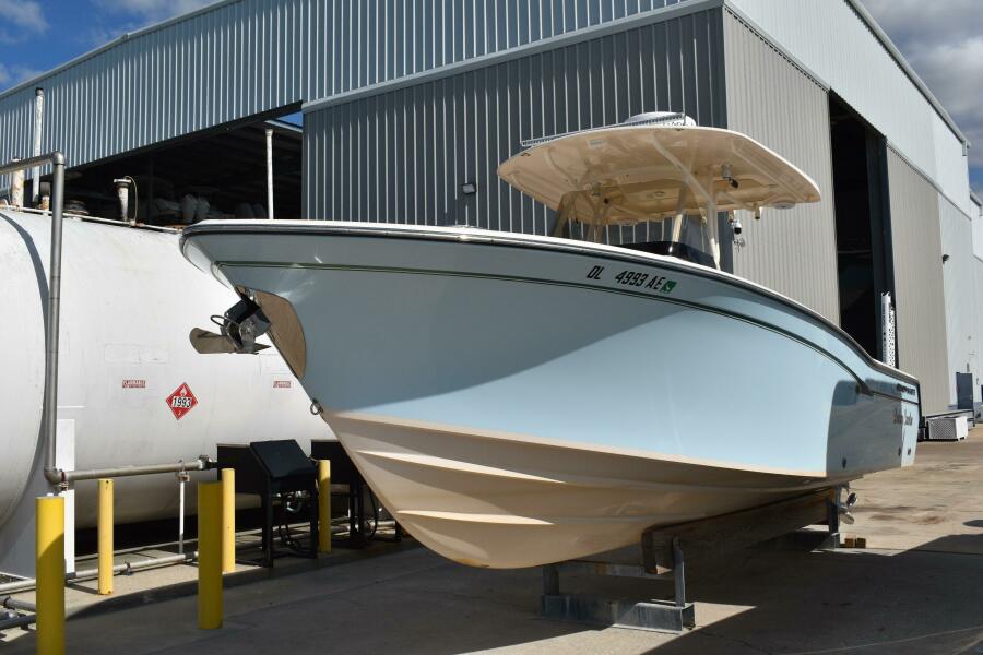 27' 2012 Grady-White Canyon 271