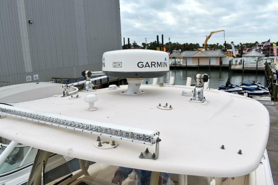 27' 2012 Grady-White Canyon 271