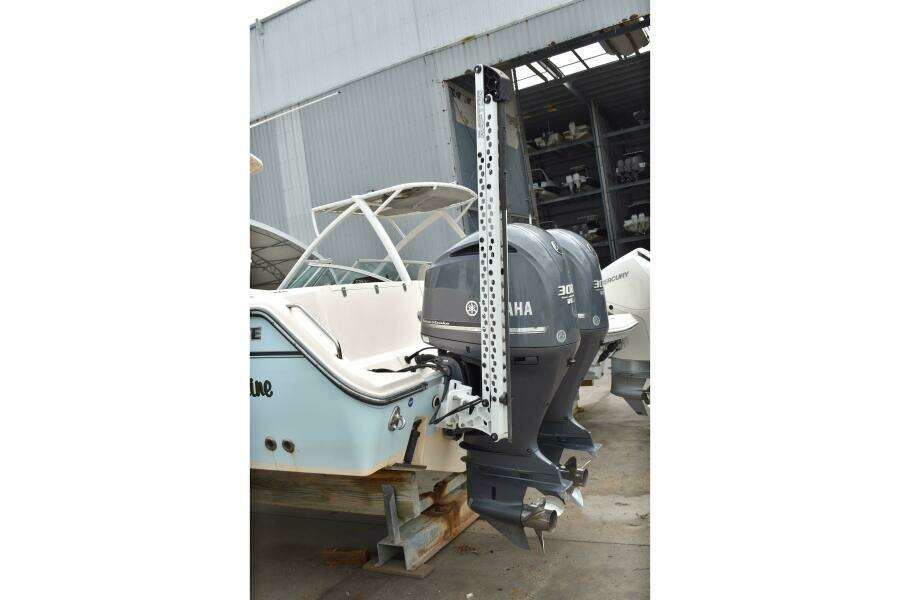 Lindsay Caroline 27ft Grady White Yacht For Sale