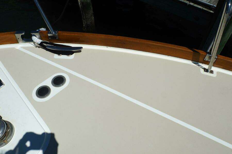 BOOTLEGGER 38ft Grand Banks Yacht For Sale