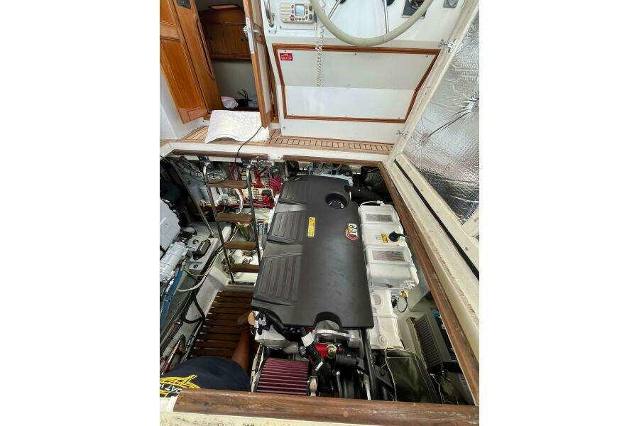 BOOTLEGGER 38ft Grand Banks Yacht For Sale
