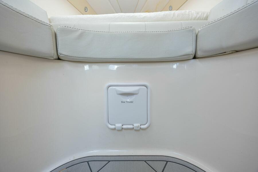 44' 2010 Concept 4400 Sport Yacht