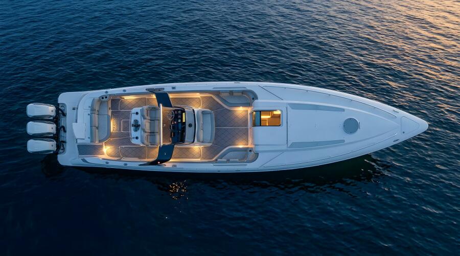 44' 2010 Concept 4400 Sport Yacht