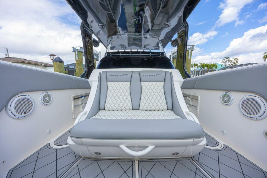 44' 2010 Concept 4400 Sport Yacht