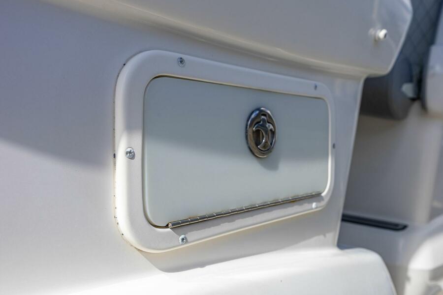 44' 2010 Concept 4400 Sport Yacht