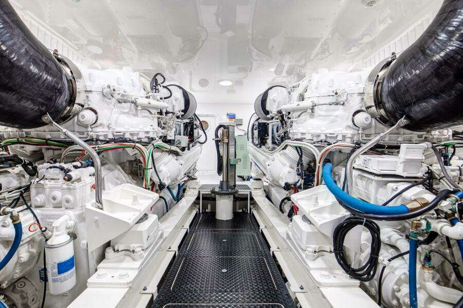 Viking 70 Convertible - Engine Room