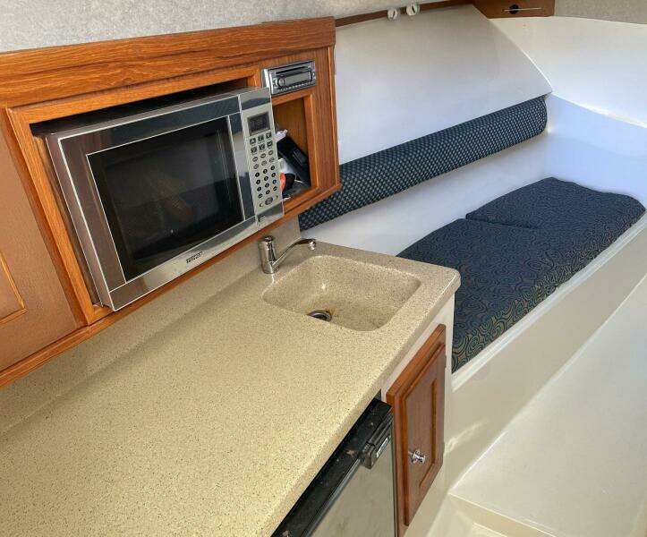 Low Bid 28ft Albemarle Yacht For Sale